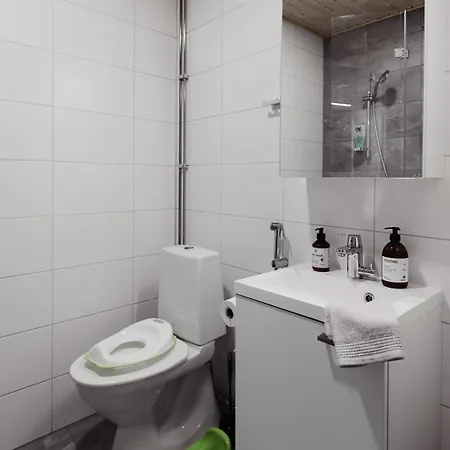 Tropical Scandinavian 5-bed Aparts By The Airport Martinlaakso Διαμέρισμα