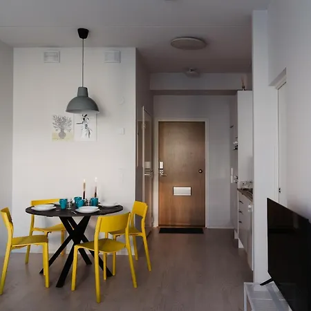 Tropical Scandinavian 5-bed Aparts By The Airport Martinlaakso Διαμέρισμα Βάνταα