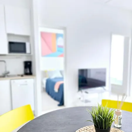Lägenhet Tropical Scandinavian 5-bed Aparts By The Airport Martinlaakso Vanda